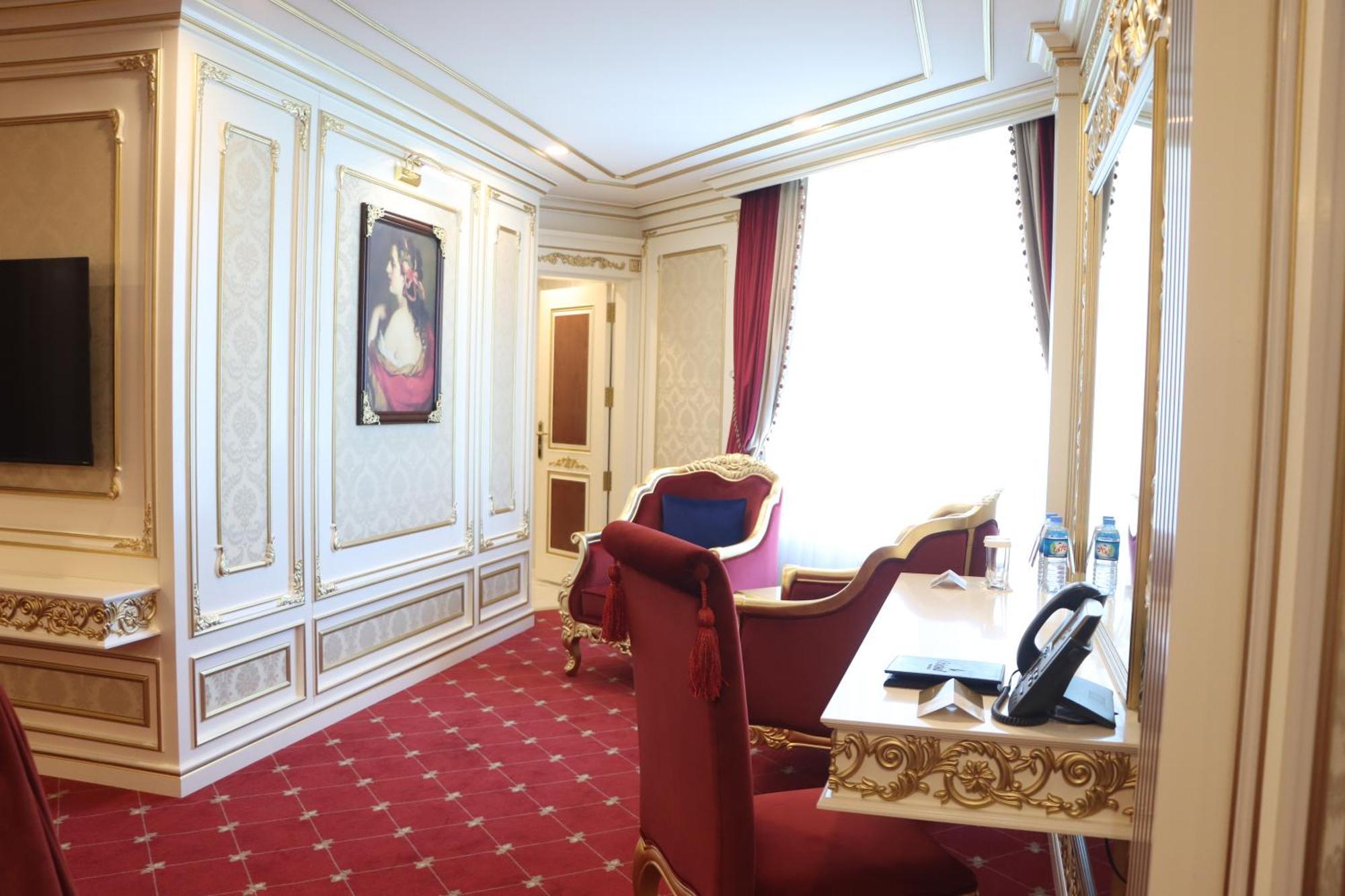 Cristal Erbil Hotel 외부 사진 A suite at the hotel